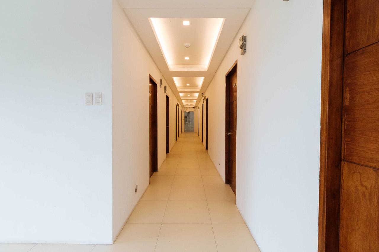 Reddoorz Plus Near Commonwealth Regalado Quezon City Extérieur photo
