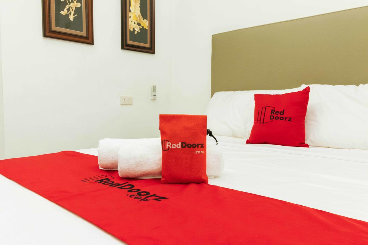Reddoorz Plus Near Commonwealth Regalado Quezon City Extérieur photo