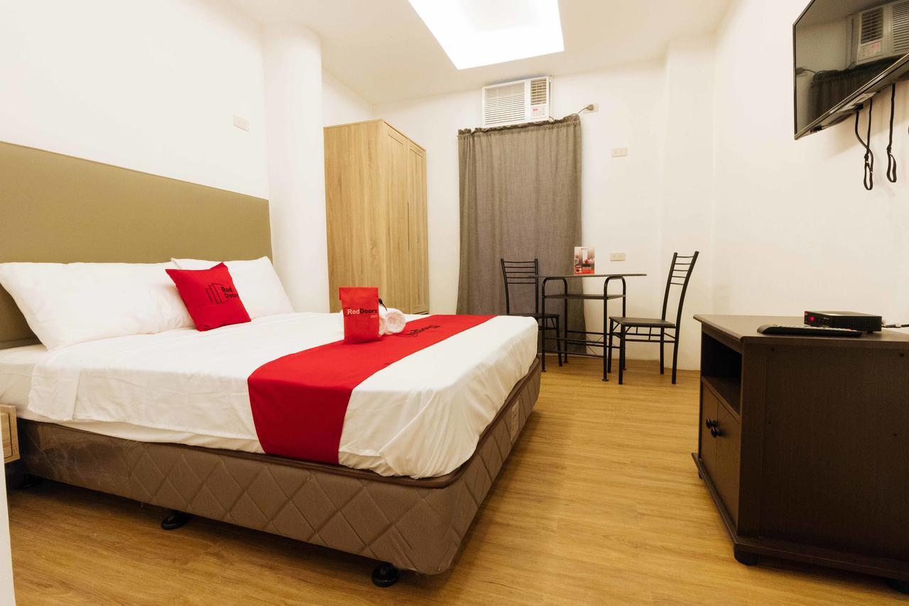 Reddoorz Plus Near Commonwealth Regalado Quezon City Extérieur photo
