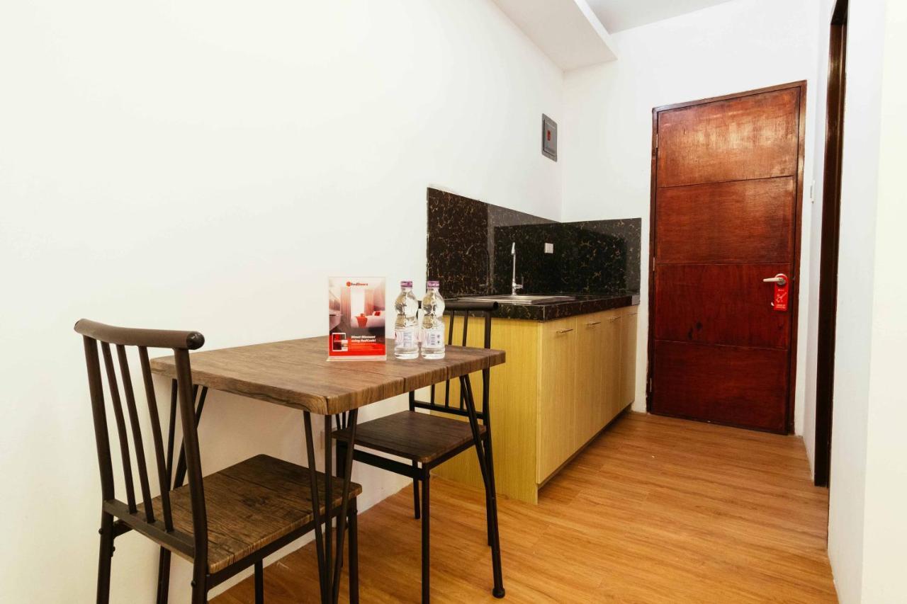 Reddoorz Plus Near Commonwealth Regalado Quezon City Extérieur photo